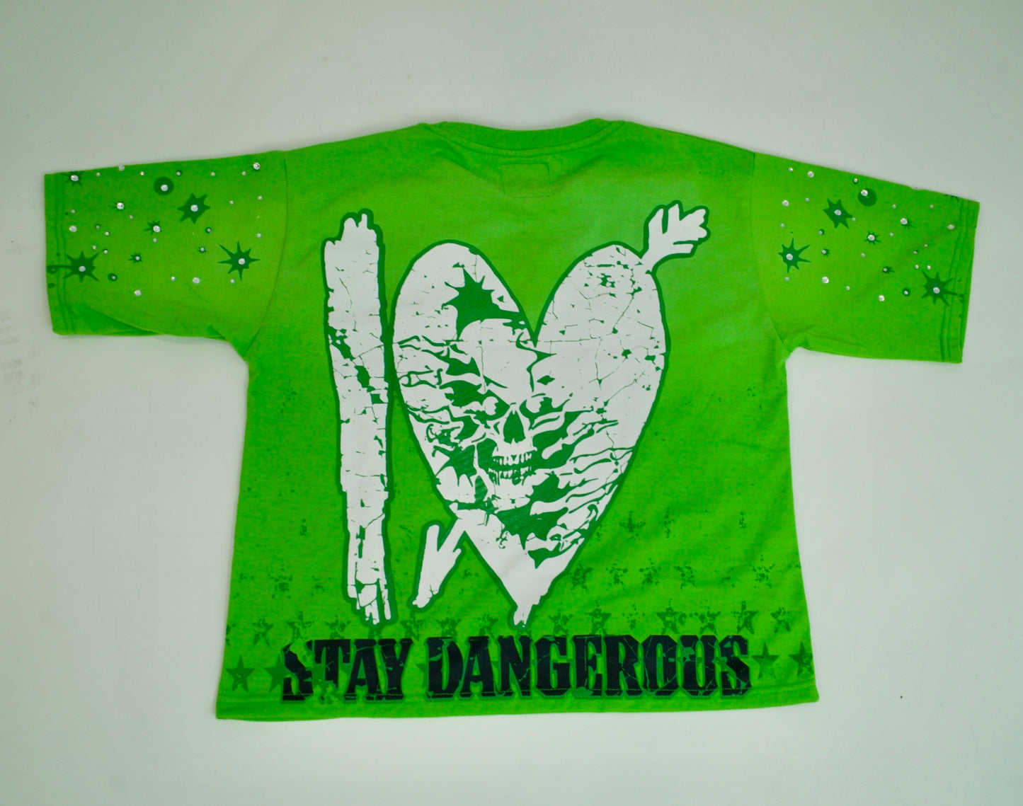 Sunfaded Toxic Green “Seeing Stars” Tee
